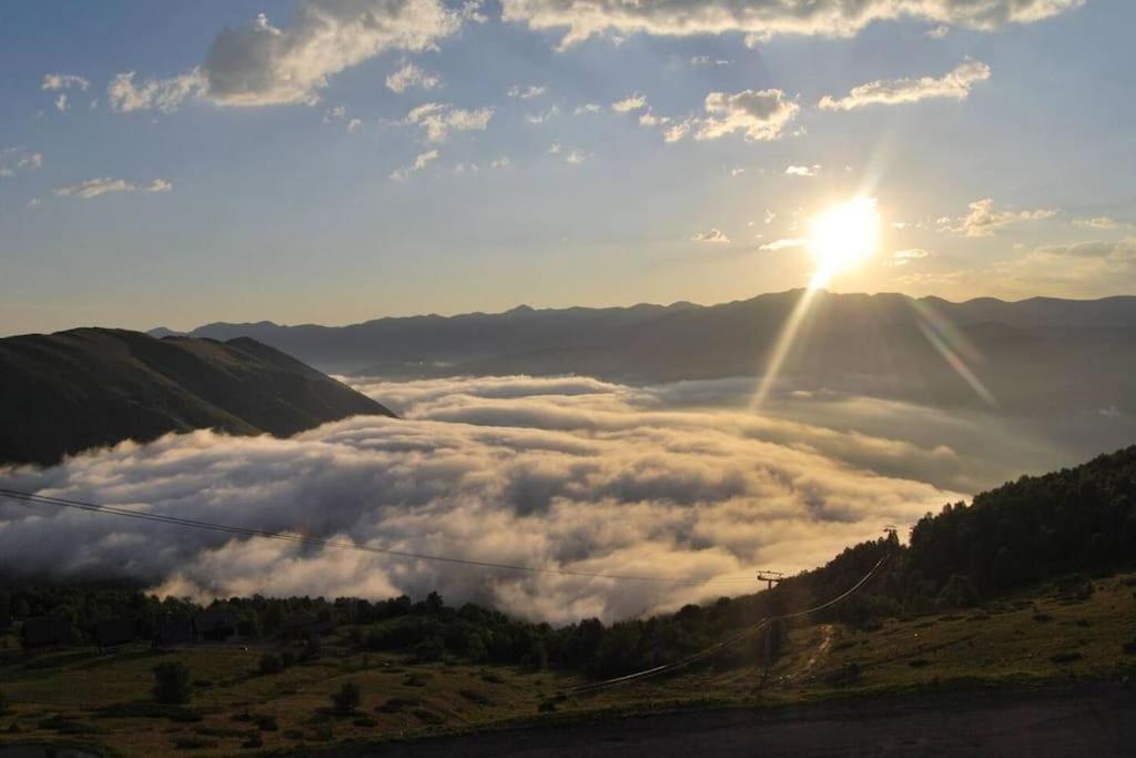 Apartament Vue Panoramique Sur Les Pyrenees Saint-Lary-Soulan Zewnętrze zdjęcie